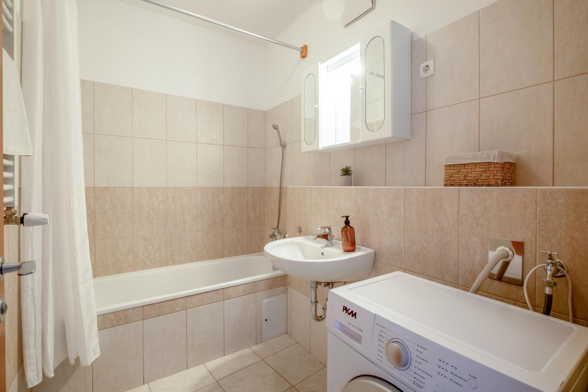 Myflat Club 218 Gold II Wellness Apartment Siófok Zewnętrze zdjęcie